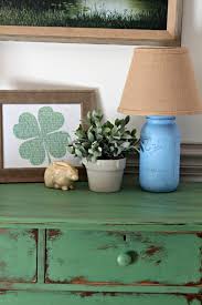 Well, basically, incorporating something green during this holiday has no limits. St Patrick S Day Decor Ideas Which Spells Out The Festive Fervour Detectview