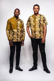 Tout contenu encourageant, glorifiant ou pouvant constituer une forme de racisme, violence, intolérance, xénophobie, ou terrorisme, ou enfreignant les droits de l'homme et les libertés. 120 Idees De Habit Homme En 2021 Tenue Africaine Pour Homme Habit Homme Mode Masculine Africaine