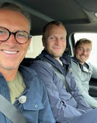 Fin gjeng som er så kreative og flinke i Eventyrlig oppussing 😍❤ Hvordan  synes dere denne gjengen klarer seg 🤔