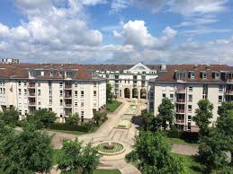 Diese helle und freundliche wohnung befindet sich im 1.obergeschoss eines fünf familienwohnhauses. 4 Zimmer Penthouse Mit 107 M Zu Mieten 5 Min Vom Zentrum In Mainz