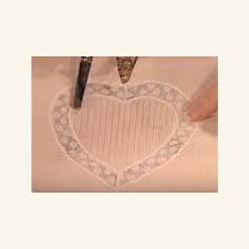 Μέ λόγια βγαλμένα ἀπό βάθους καρδίας καί ἐκφράζοντας τά βαθειά αἰσθήματα τοῦ κλήρου καί τοῦ λαοῦ γιά τό συνεχιζόμενο δρᾶμα τῆς ἑλληνικοτάτης μεγαλονήσου. Kardia Apo Dantela Pws Na Rapsete Kardia Apo Dantela