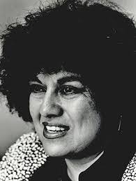 Rosa Quiroga's Instagram, Twitter & Facebook