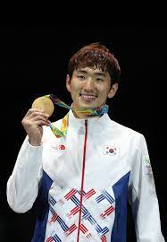고등학생을 이긴 중학생 펜싱 선수. ë°•ìƒì˜ ê³¼ê±° ì„±í˜•