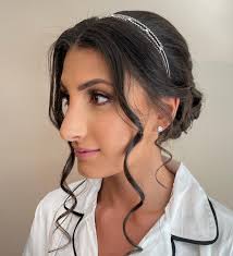 🤍 Marianne 🤍 Aka. Goddess! The most beautiful girl inside & out. Fun,  bubbly & naturally so warming. I had so much fun with this bride & her  family, it's truly one