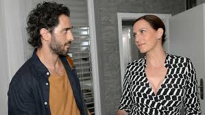 GZSZ-Spoiler: Katrin knutscht mit neuem Mann – und Tobias muss alles  mitansehen - TV-Starts bei FILMSTARTS.de