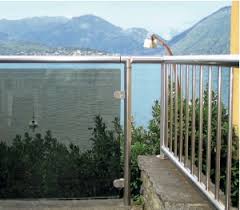 Le garde corps extérieur (ou garde fou) est un équipement de sécurité qui permet d'empêcher les accidents de chute. Garde Corps Inox Pas Cher Balustrade Inox