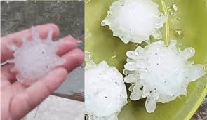 Se cuidem e que deus proteja os moradores de ruas e em barracos nas comunidades e favelas. Covid Izo A Chuva De Granizo Em Formato De Coronavirus