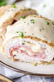 This Easy Chicken Cordon Bleu Recipe Is An Easy Baked Main Dish That Can Be Made Into A Casserole As W In 2020 Baked Chicken Cordon Bleu Cordon Bleu Recipe Cordon Bleu