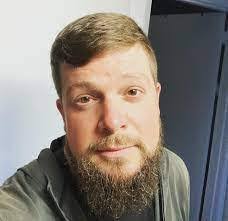 Brian Muncy's Instagram, Twitter & Facebook