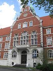 Hier ist an diesem tag das bürgerbüro der stadt herne eingerichtet. Rathaus Wanne Eickel Wikipedia