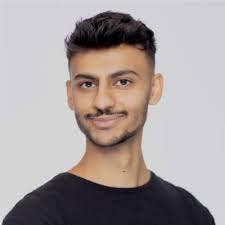 When I think about my internship at LinkedIn so far, the word that keeps  coming to mind is lucky. I'm so lucky to be able to get to know a group of