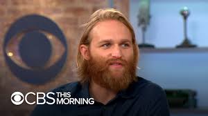 The music by director john carpenter is also great. Wyatt Russell Wanted As Snake Plissken In Escape From New York Remake