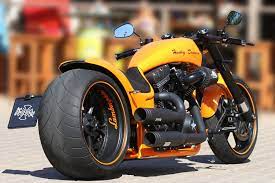 Harley Davidson Dragster Rs Tribute Bike To Lamborghini By Thunderbike Motos Esportivas Motos De Rua Motos Personalizadas