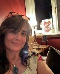 Rhonda Breen's Instagram, Twitter & Facebook