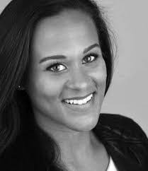 Karen Komer's Instagram, Twitter & Facebook