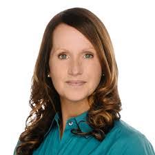 Lori Trull's Instagram, Twitter & Facebook