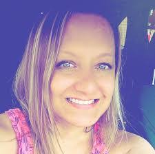 Angela Salois's Instagram, Twitter & Facebook