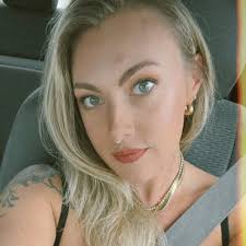 Rachel Strong ✨ (@rachill_) • Instagram photos and videos