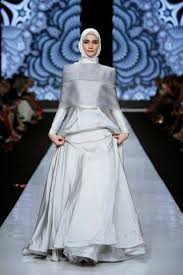 Gambar ini mampu anda download dengan kualitas hd secara gratis disini. Fashion Show Busana Muslim Pesta Fashion Busana Muslim Pesta