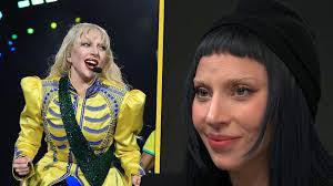 Sheena Arnold's Instagram, Twitter & Facebook