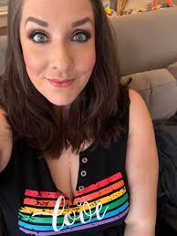 She called it and pursued to make that happen 😒