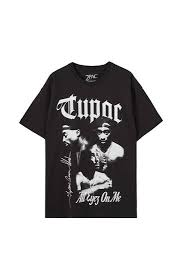 All that remains today is a legion of loyal fans and the enduring mystery of who killed tupac shakur. Siyah Tupac Gorselli T Shirt Pull Bear