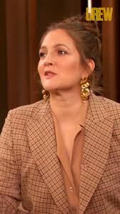 #RobLowe called #DrewBarrymore when she had the chickenpox and invited her  to his #birthday party! 🎉 #viral #insperational #lifelessons  #satisfyingvideos #satisfying #motivation #motivationdaily ...