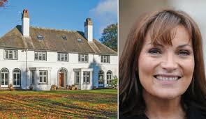 Lorraine Kelly's former Broughty Ferry home under offer