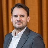 100+ perfiles de «Wällstedt»