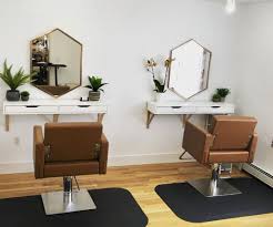 Blush Salon And Color Bar Myminerva Salon Suites Decor Salon Furniture Beauty Salon Decor