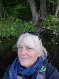 Boating around alligators in sit-on-top kayaks in Florida