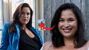 Molly Hammar hyllas efter bilderna från stranden: "Inspiration"