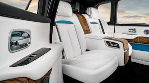 During his career, kjaerholm created elegant and distinctively modernist furniture for mass production by the furniture manufacturer e. Rolls Royce Cullinan Alain Class Motors Rolls Royce Cullinan Black Badge
