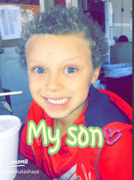 Celebrating Family Moments: Sibling Love and Christmas Joy