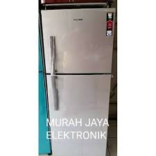 Harga kulkas sharp yang satu ini yakni antara 2,7 sampai 2,9 juta rupiah saja. Kulkas 2 Pintu Lemari Es Kulkas Polytron 2 Pintu Prx 212 Murah Khusus Bandung Shopee Indonesia