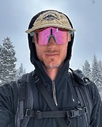 Week in review. With such a different season than last year, I've been  having a lot of fun keeping the volume up in the gym. Been trying to hit  strength sessions 2x