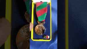 Check spelling or type a new query. Insigne De Medailles D Honneur Du Travail En Argent Vermeil Et Or Au Cameroun Youtube