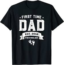 20% off with code blackfrijuly ends today Amazon Com Gift For First Time New Dad To Be Shirt Father S Day T Shirt Clothing