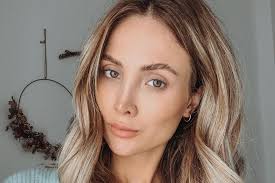 Carmushka: Die Influencerin ist erstmals Mutter geworden