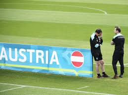 He is the manager of the austria national team. Opx2qw 1khbrm