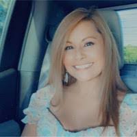 Karin Murphy's Instagram, Twitter & Facebook