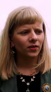 Aurora short interview for 3voor12