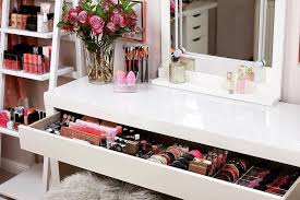 Organisieren Sie Make Up Und Kosmetik Wie Ein Profi Acryl Make Up Organisatoren F Ikea Malm Dressing Table Ikea Malm Malm Dressing Table