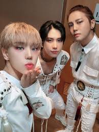 Pin By Jroda 4k Dream On A C E Ace Kpop Guys Boy Groups