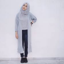 Войдите на сайт или зарегистрируйтесь, чтобы связаться с. 7 Contekan Gaya Baju Muslim Casual Keren Tapi Tetap Sopan