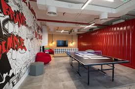A Tour Of Iflix S New Office In Dubai Interior Design Dubai Office Design Office Interior Design