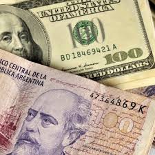 La brecha del precio del blue con el promedio del dólar hoy que realizamos en cotizaciondolar.com.ar es del 53.5%. Dolar Blue Hoy A Cuanto Cotiza Este Sabado 30 De Enero