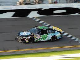 Nascar teams work on nearly identical business models as formula 1 and indycar, but in terms of profit sharing with the sanctioning body, they more closely resemble f1. Nascar Simulator To Benefit Hooper Springs Park Improvements Community Idahostatejournal Com