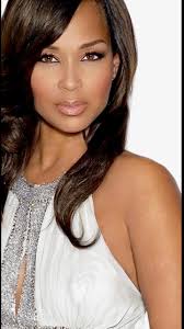 🥳Wishing the happiest birthday to my always down to weather the storm with  me mom, the best loving Gaga to @onlybellarae, and just an all around bad  mutha shut yo mouth lady😜 No one like you in this ...