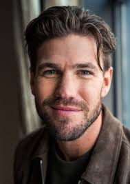Austin Stowell Fan Casting
